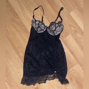 Womens Victorias Secret 36C lingerie top
